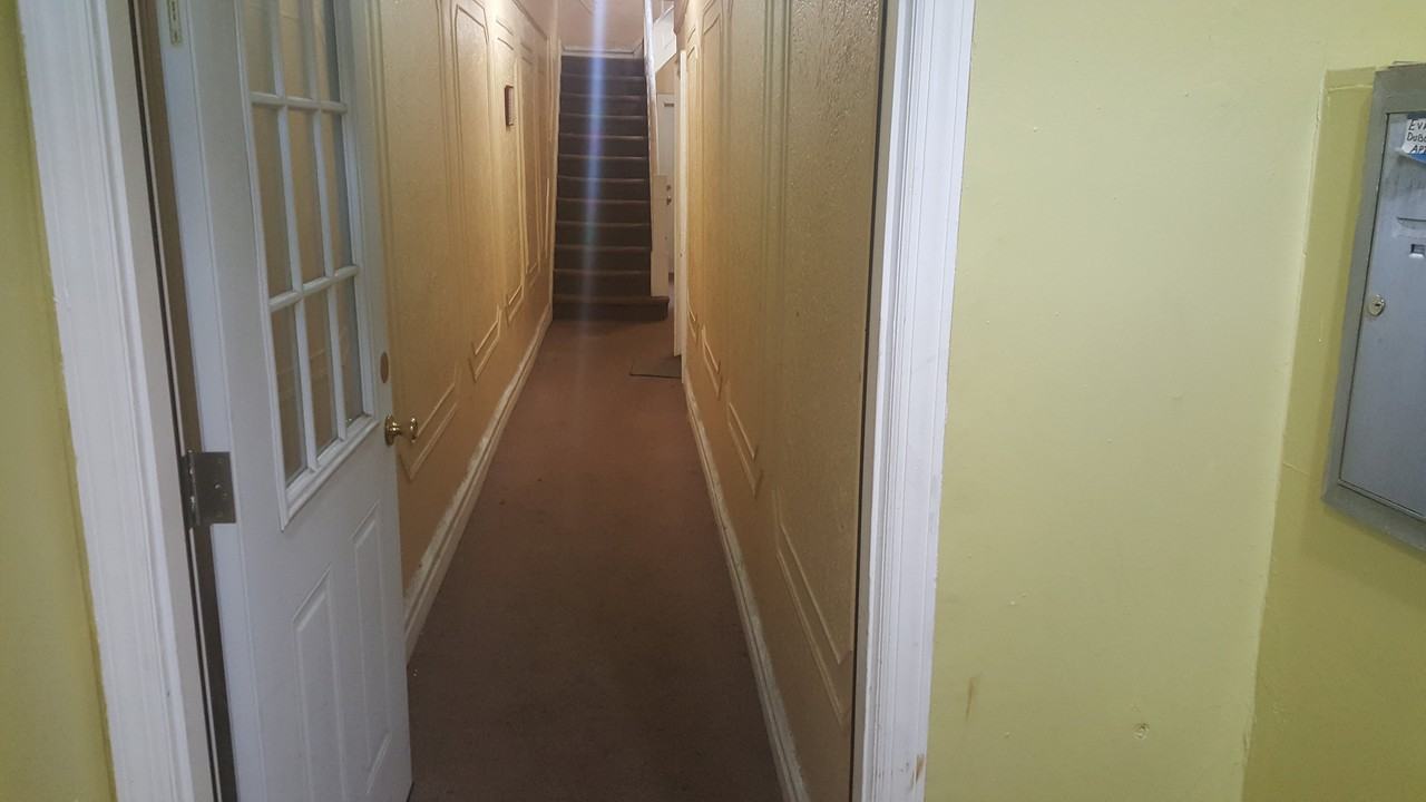 Rockaway Pkwy Brooklyn - Photo 2 of 12