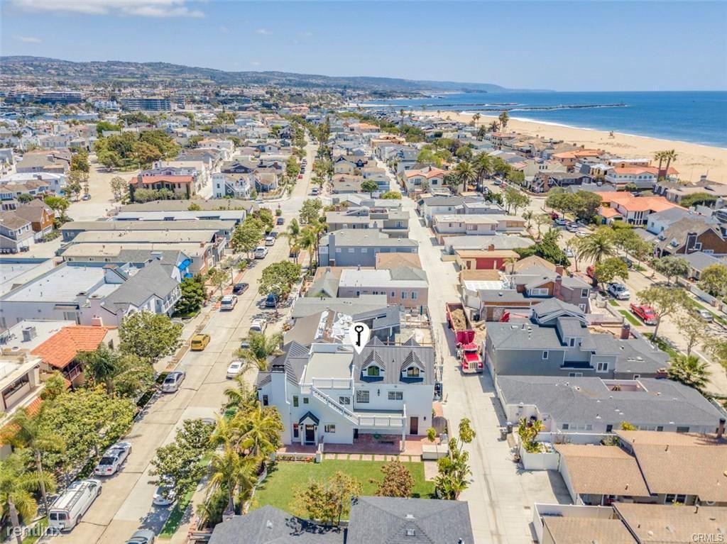 1551 Miramar Dr - Photo 2 of 38