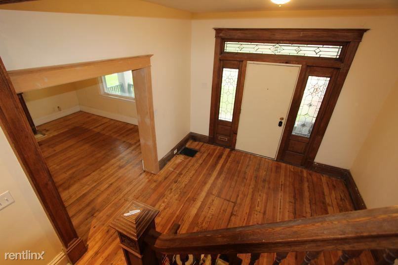 1906 Morrell St - Photo 2 of 22