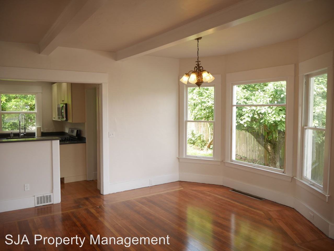 4011 14th Ave S - Photo 3 of 14