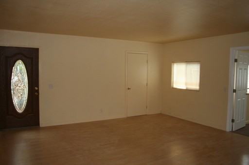 1777 Daniel Maloney Dr - Photo 3 of 9