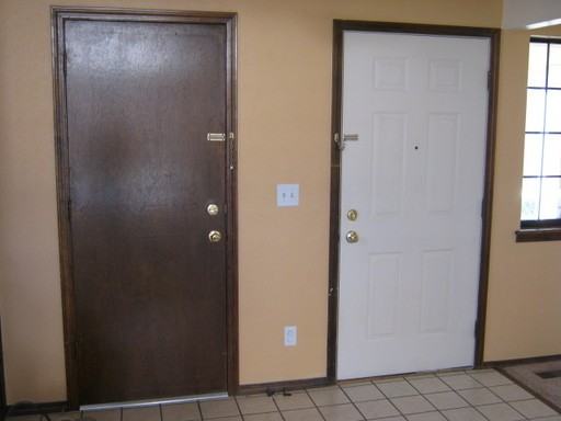 10431 W 83rd Pl - Photo 2 of 19