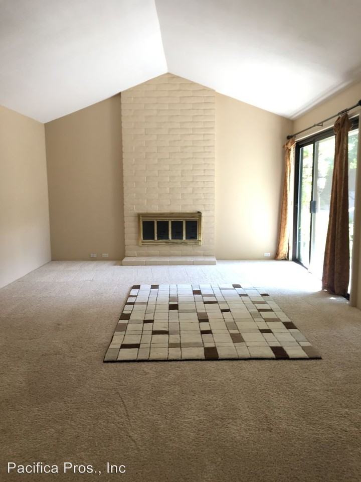 11382 Buckeye Hill Ct - Photo 3 of 34