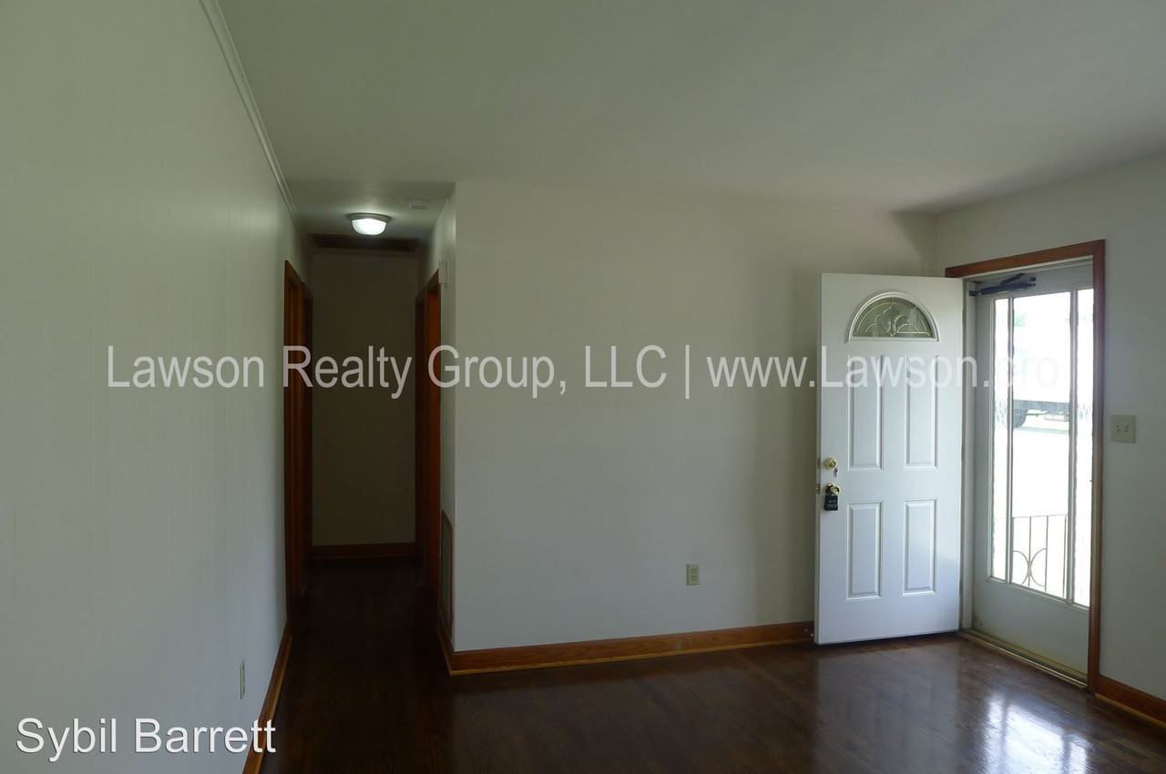 2819 Arrington Dr NE - Photo 3 of 22