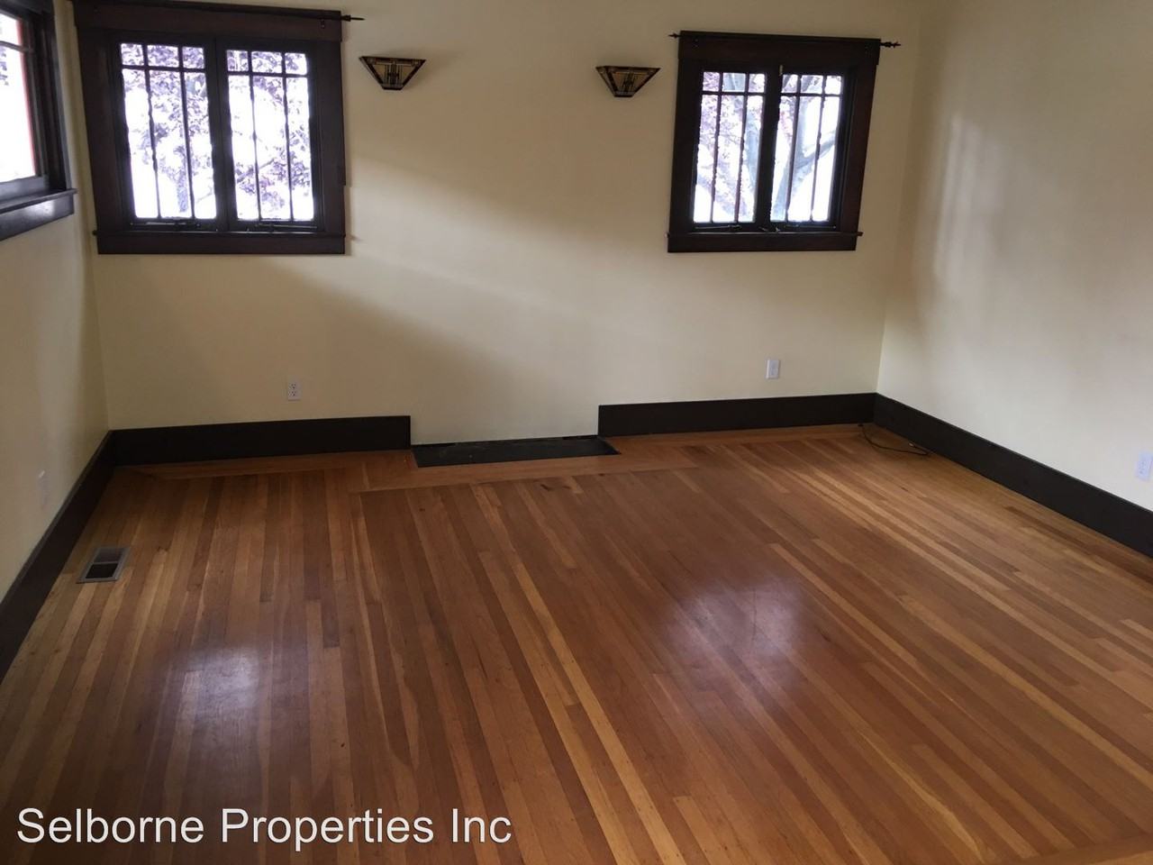 473 55th St - Photo 3 of 15