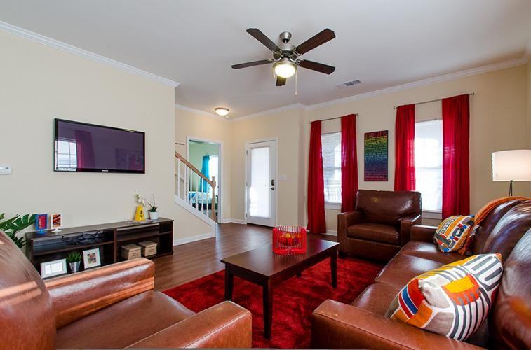 West 22 - Photo 2 of 50