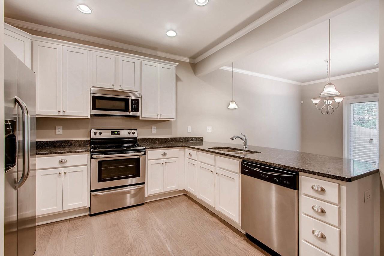 1972 Newfort Drive - Photo 3 of 11