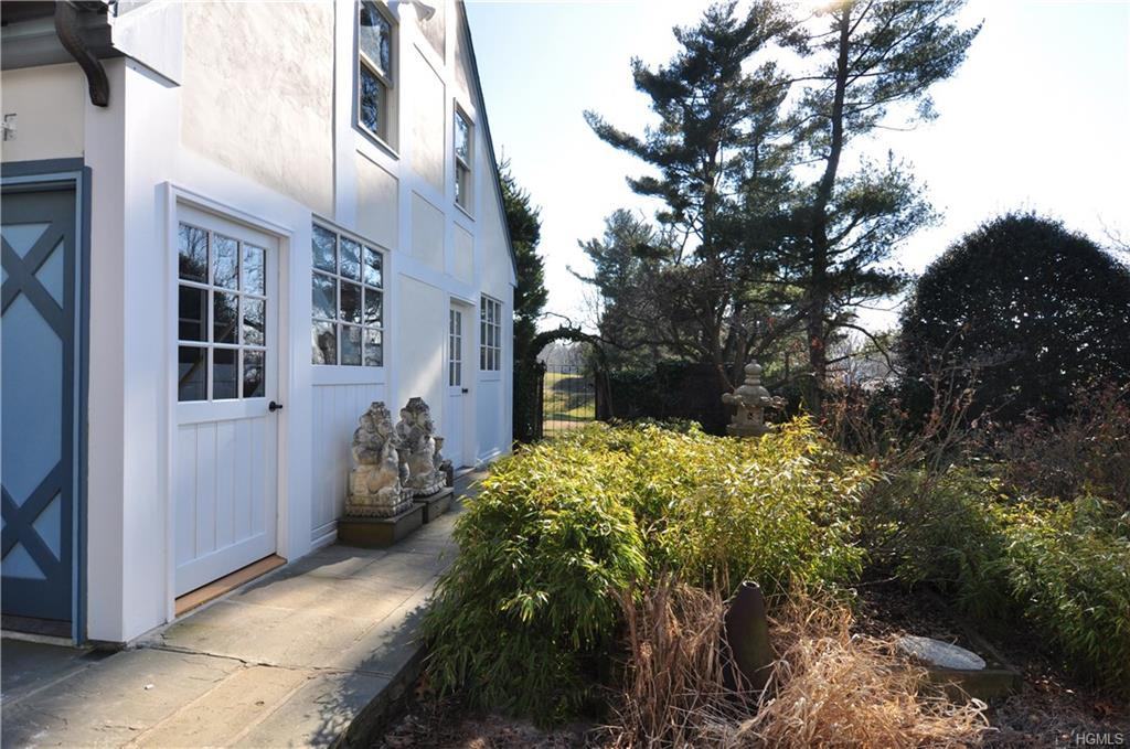 3 Dows Ln #2 - Photo 2 of 23