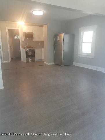 102 Burlington Ave - Photo 2 of 13