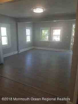 102 Burlington Ave - Photo 3 of 13