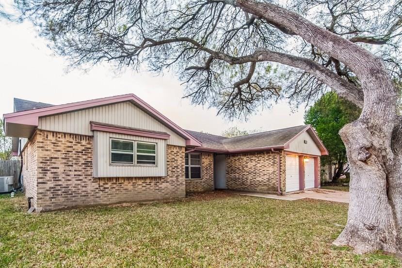 2009 Yorktown Ct S - Photo 2 of 25