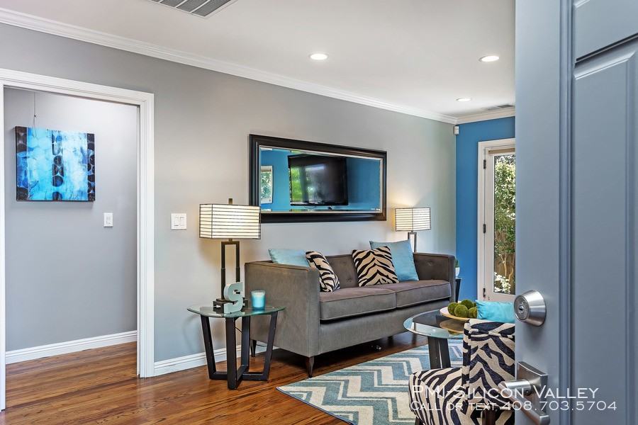 2240 St Francis Dr - Photo 2 of 24