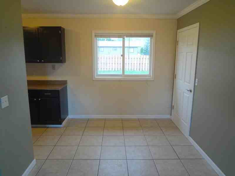 2103 Gentle St - Photo 3 of 9