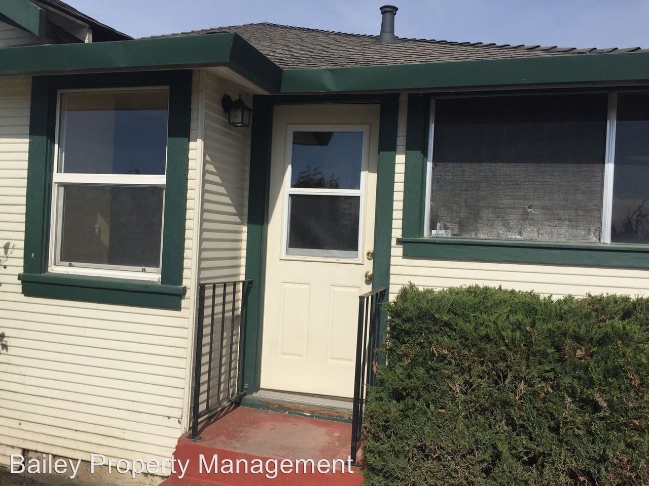 2816 Freedom Blvd - Photo 2 of 12