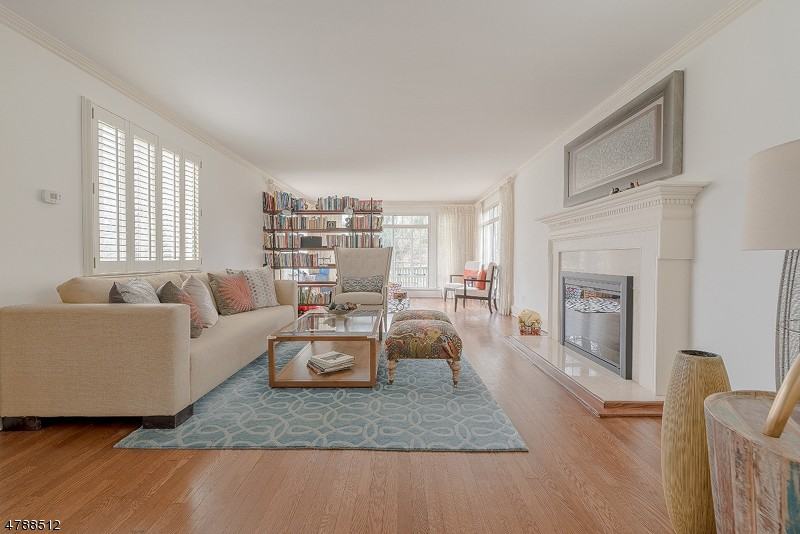 869 Ridgewood Rd - Photo 3 of 24