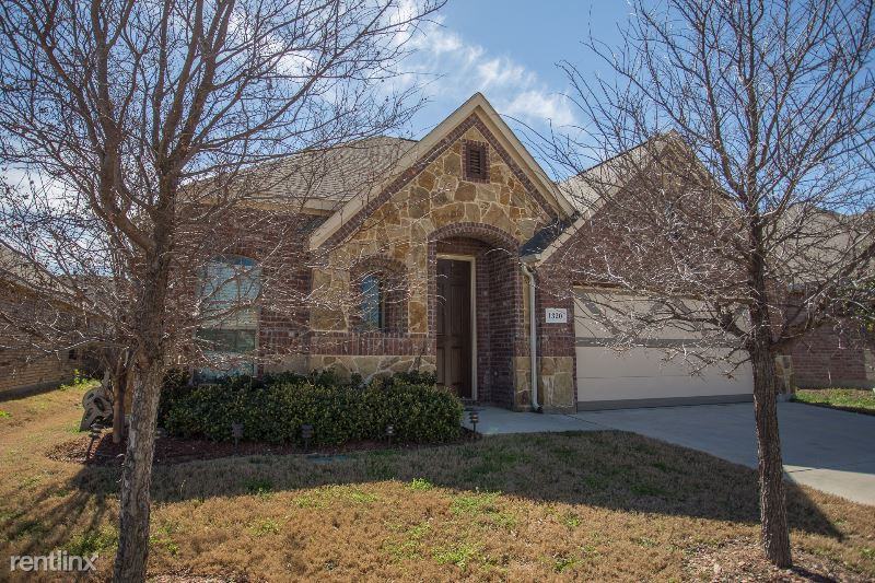 1320 Elkford Ln - Photo 2 of 13