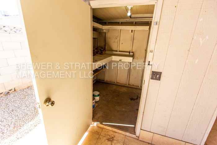 4707 N 26th Ln - Photo 2 of 30