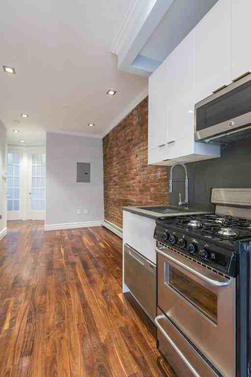 120 Mulberry Street #3 - Photo 3 of 5