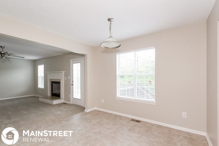5934 Colonnade Dr - Photo 3 of 15