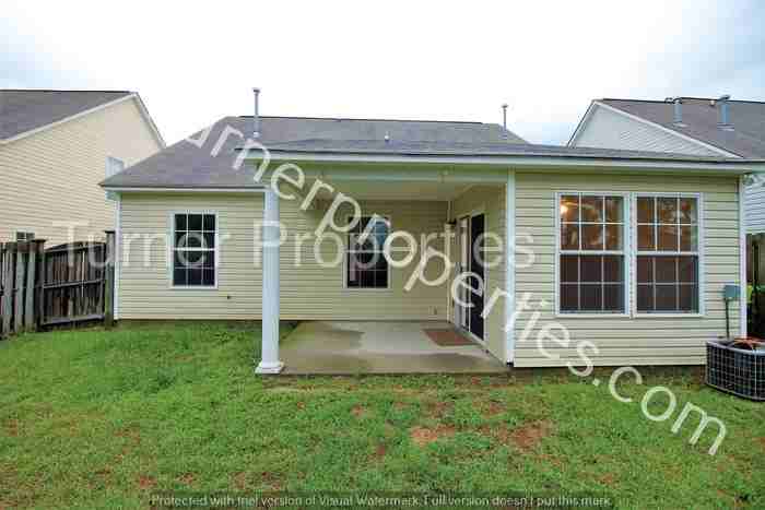 209 Chapelwood Dr - Photo 3 of 20