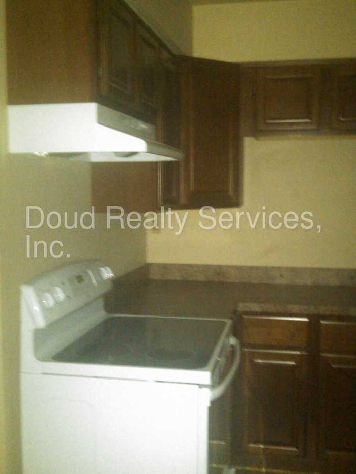 9635 Salem St - Photo 3 of 14