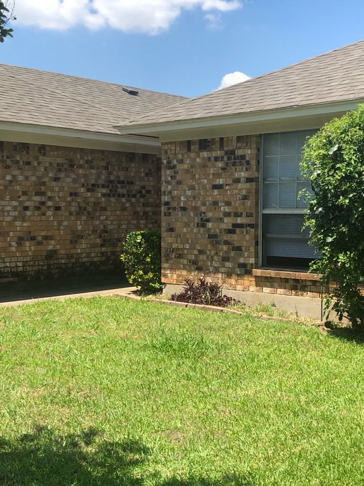 2 Pompano Court - Photo 3 of 15