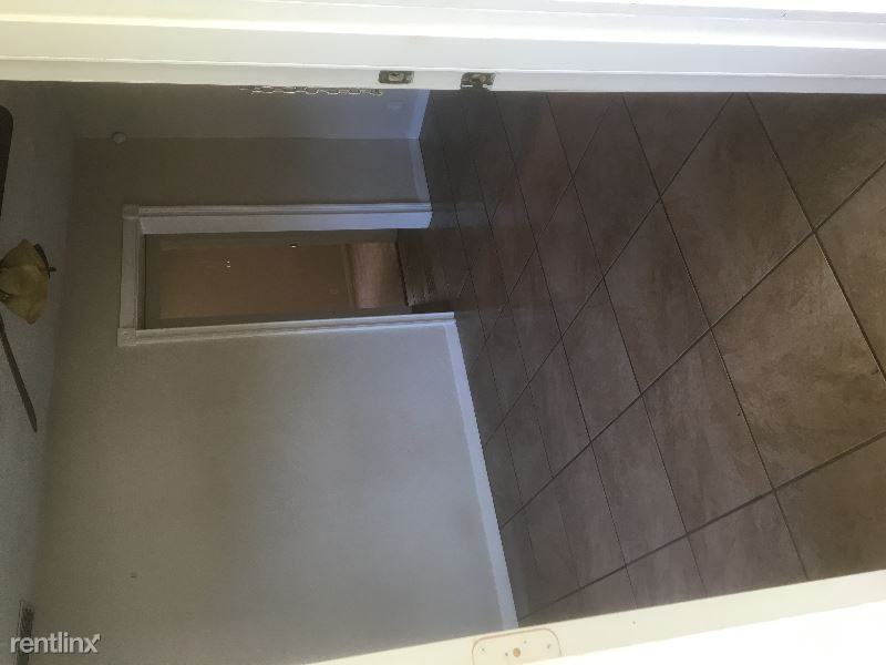 2015 Ocean View Pl - Photo 2 of 11