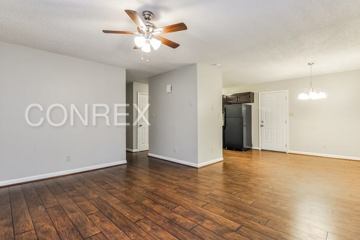 302 Aunt Mary Ave - Photo 3 of 8