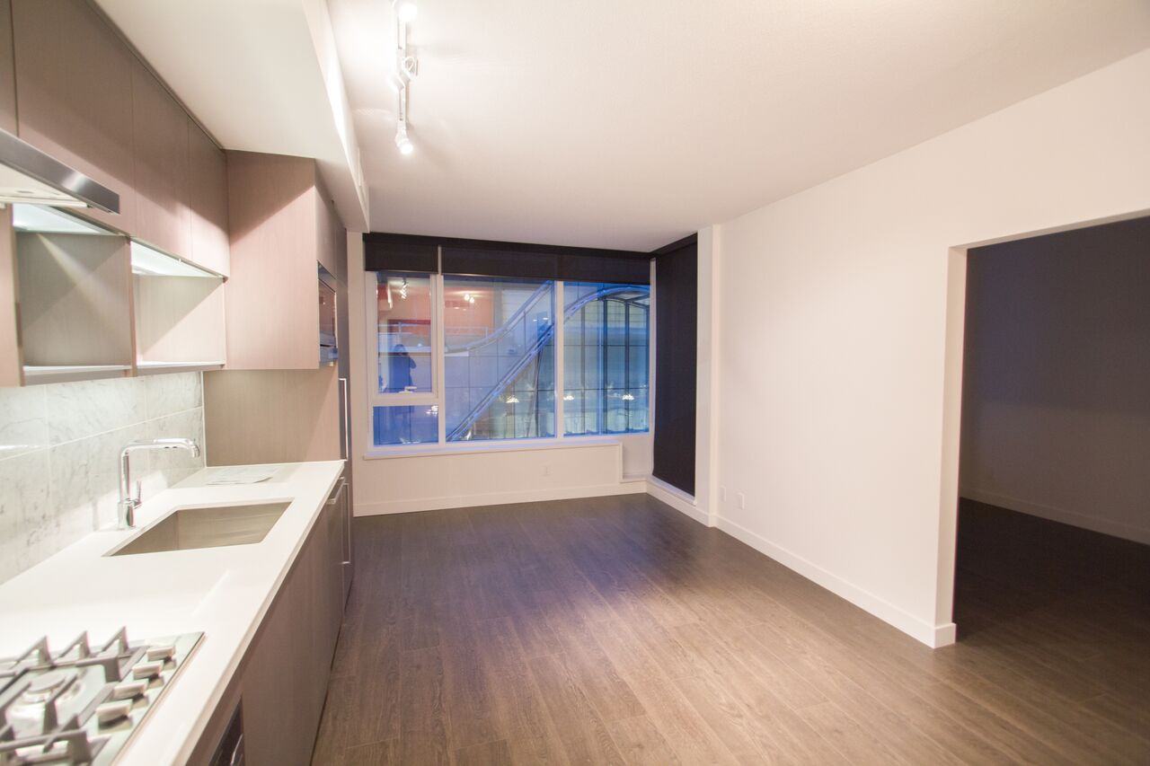68 Smithe Street ##323