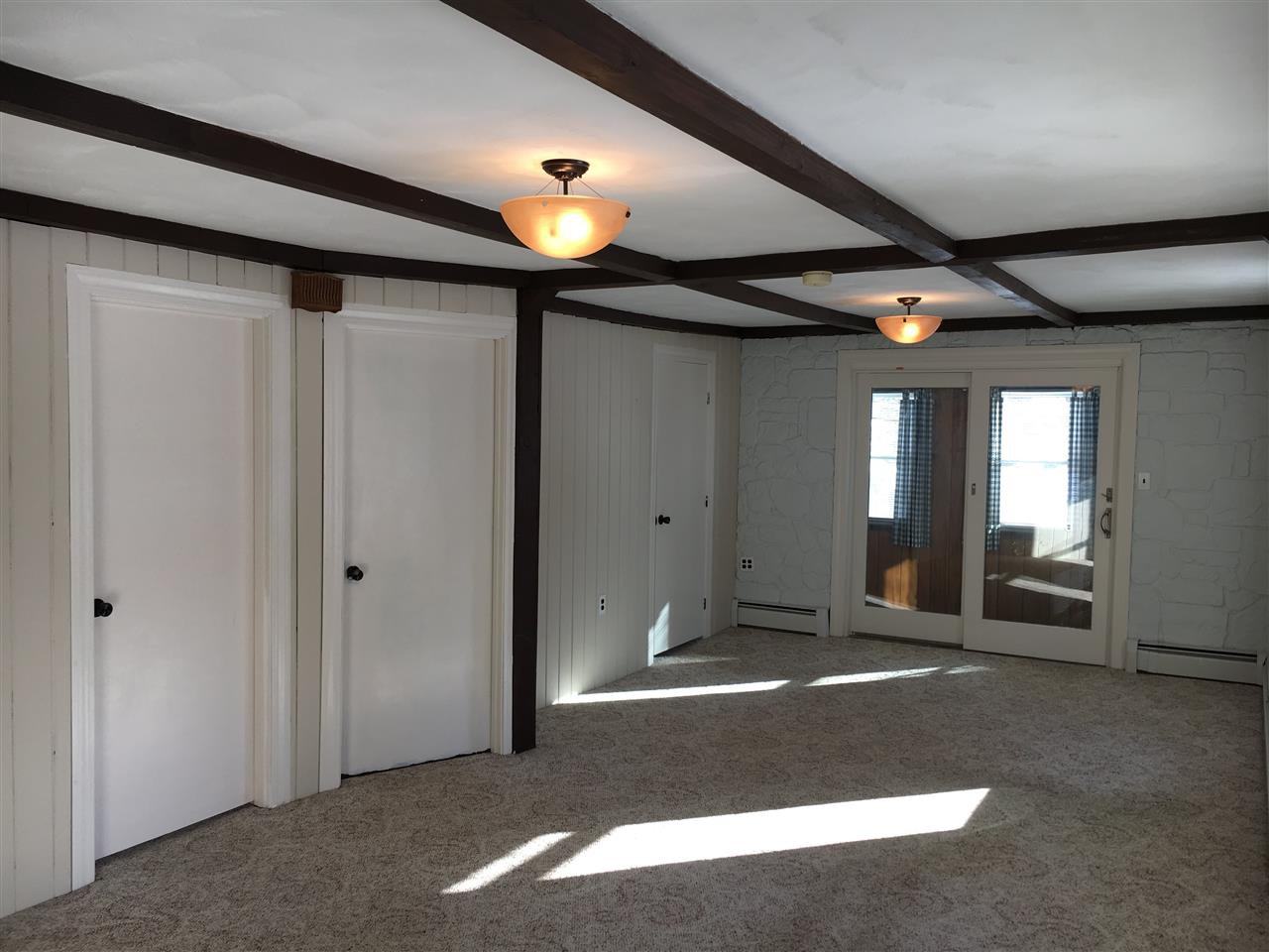 21 Underhill St - Photo 2 of 19