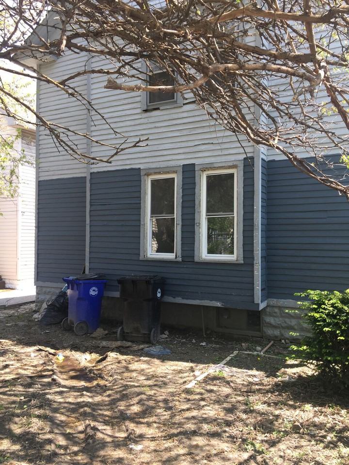 2236 W 104th St - Photo 3 of 50