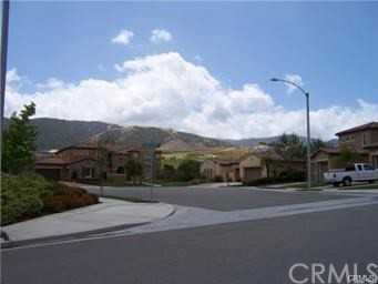 21892 Thimbleberry Ct - Photo 3 of 19