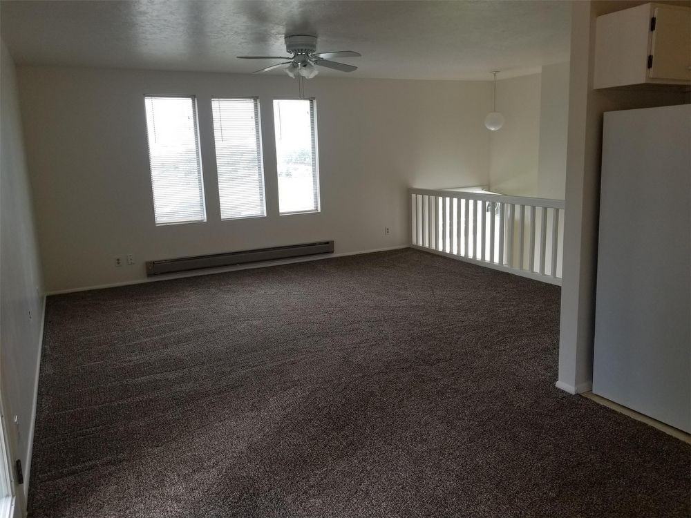 146 E Elberta Dr - Photo 2 of 11