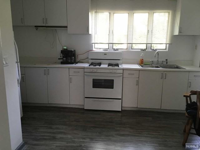 77 Myrtle Ave #1 - Photo 2 of 8