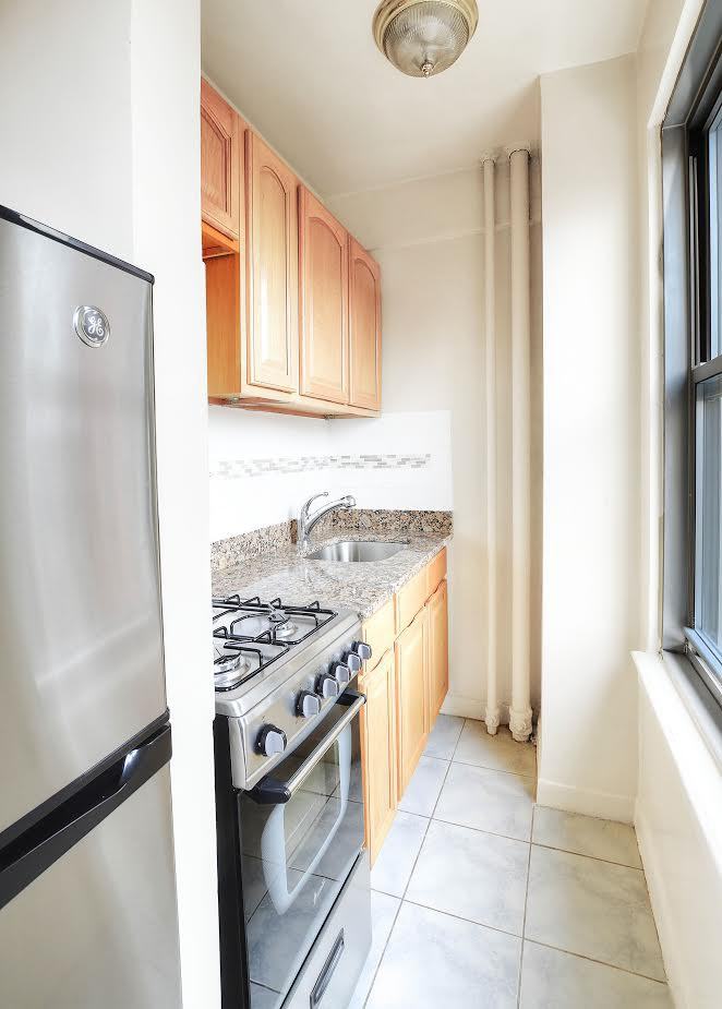 3rd Ave & E 38th St - Photo 3 of 6