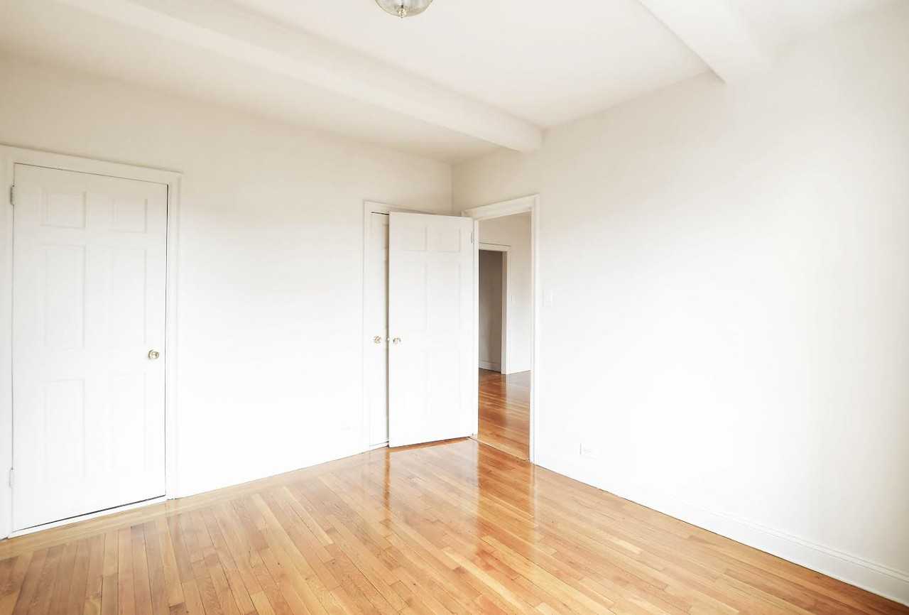 3rd Ave & E 38th St - Photo 5 of 6