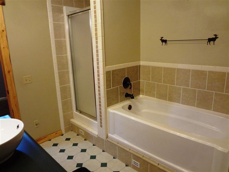 2042 Weston Dr - Photo 3 of 8