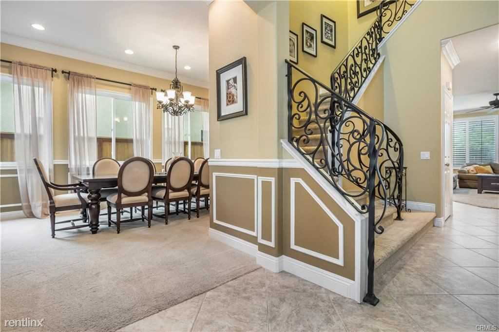 101 Stardance Dr - Photo 3 of 39