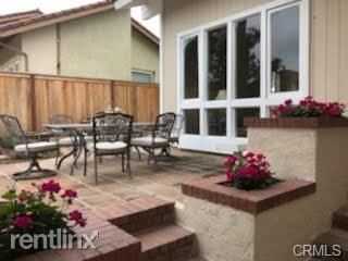 28671 Springfield Dr - Photo 2 of 13