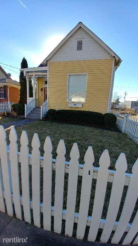 1117 3rd Ave S - Photo 2 of 10