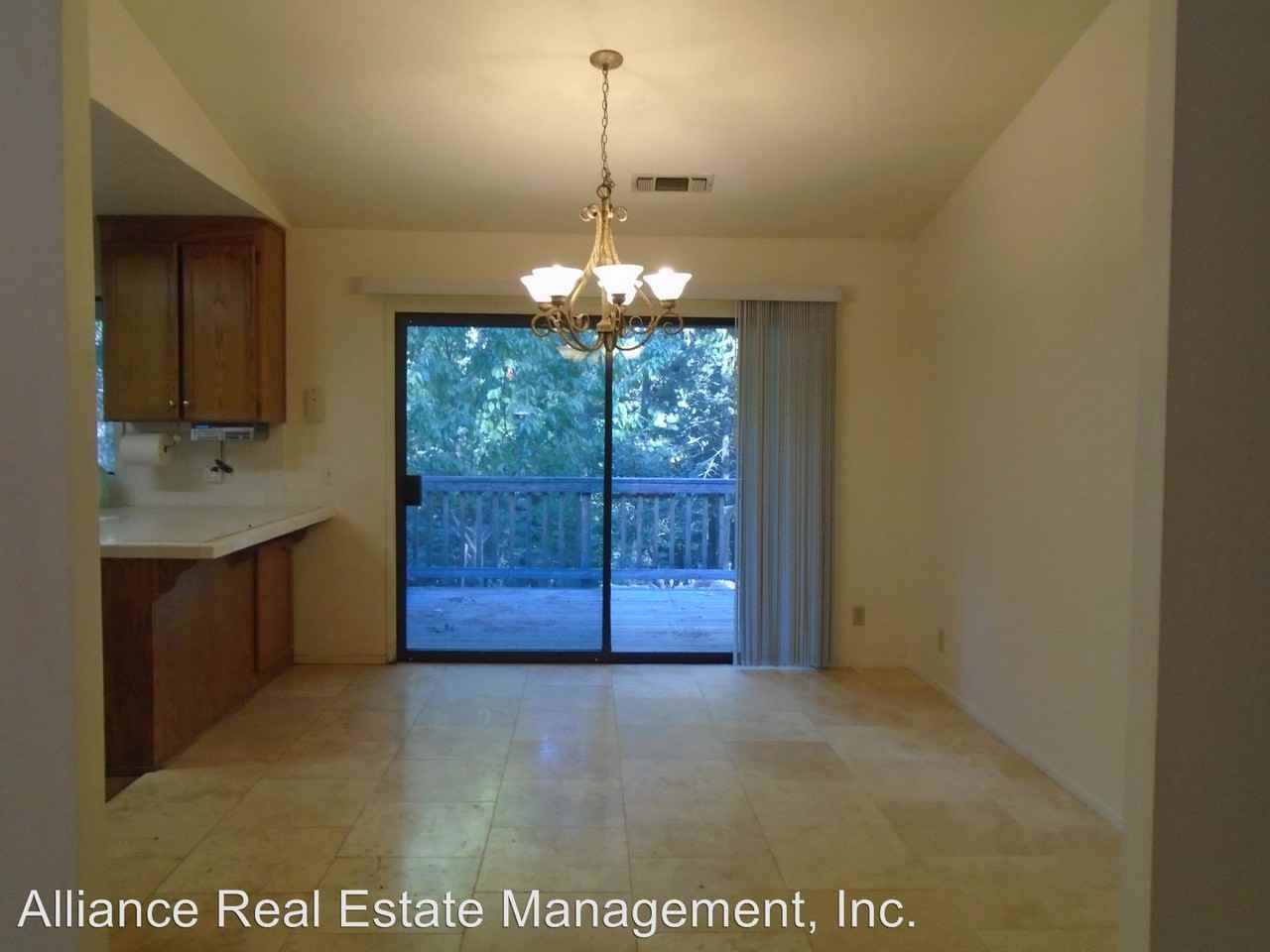 16138 Shoshannah Ln - Photo 2 of 9