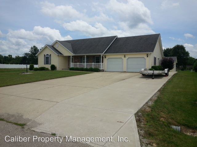 703 Brookshire Dr - Photo 2 of 19