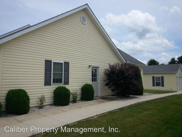 703 Brookshire Dr - Photo 3 of 19