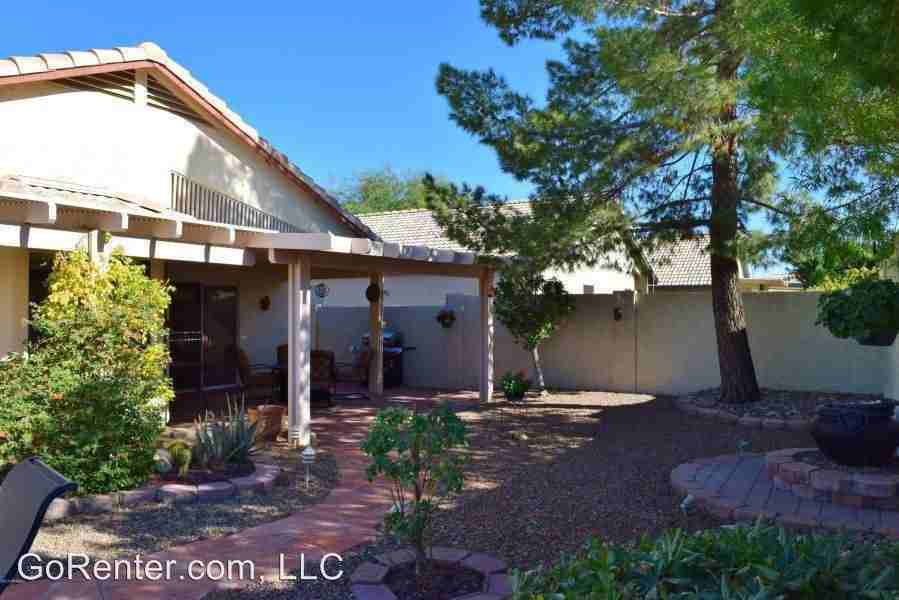 10889 Ventana Dr E - Photo 2 of 50