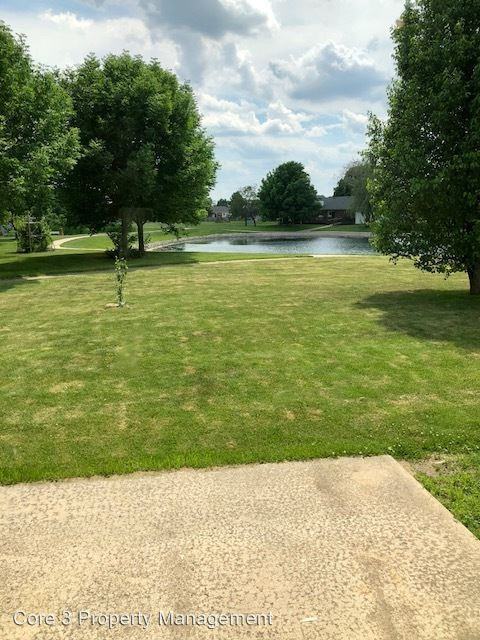 100 Genoa Dr - Photo 2 of 13