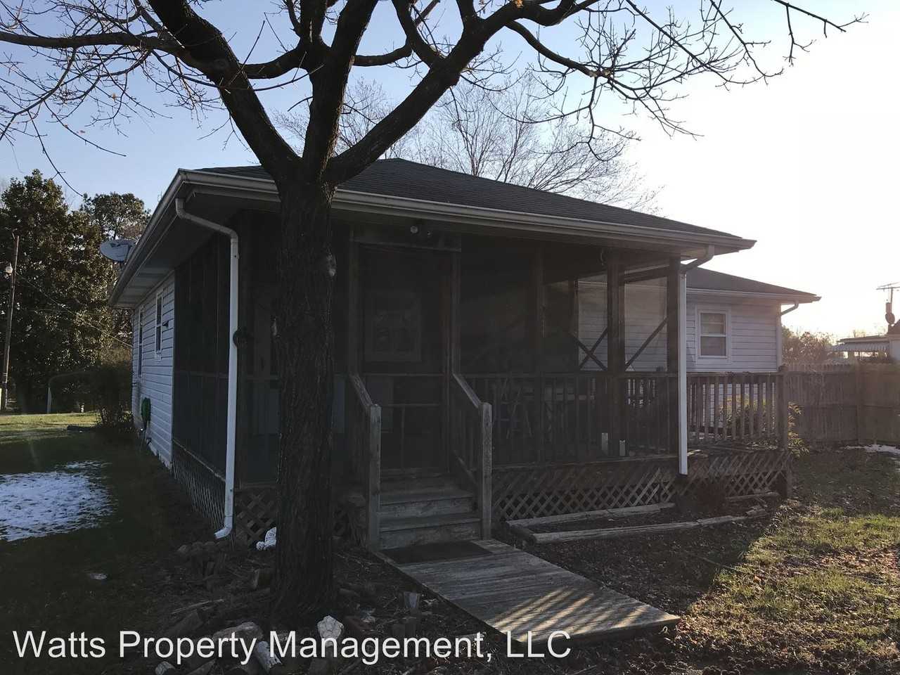 183 Martha St - Photo 2 of 2