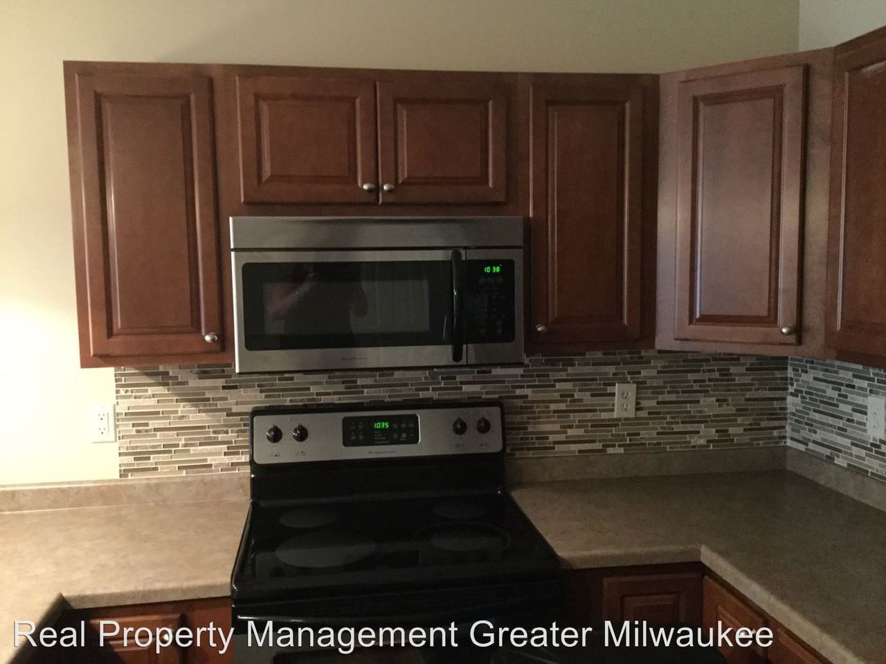 3540 Library Drive - Photo 3 of 21