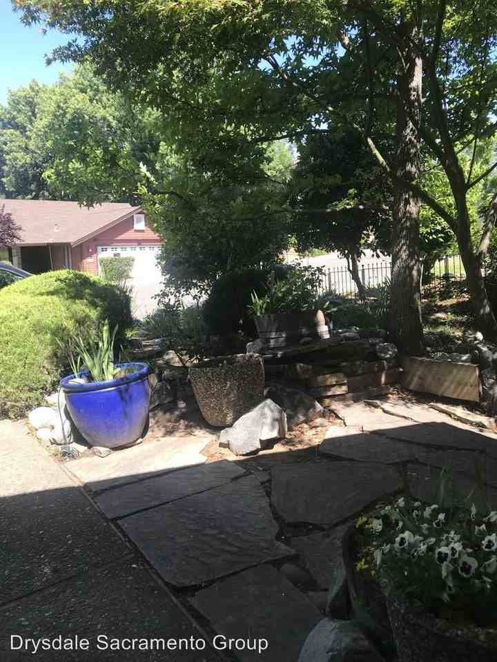 8113 Walnut Fair Cir - Photo 3 of 33