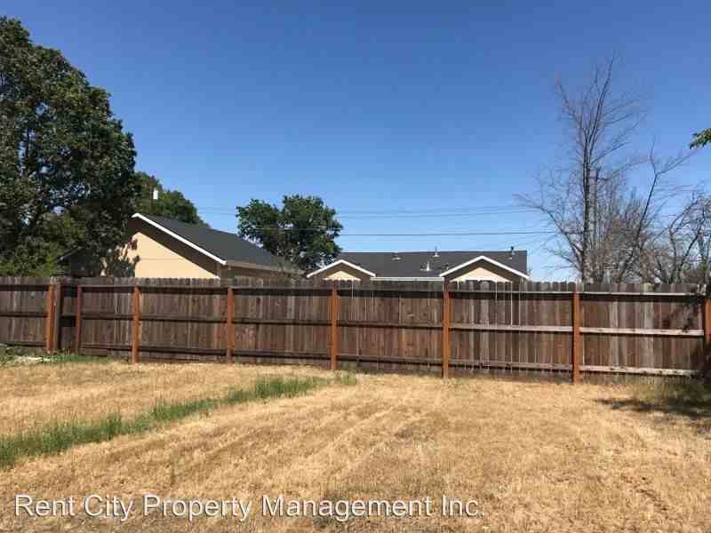 6501 14th St - Photo 3 of 5