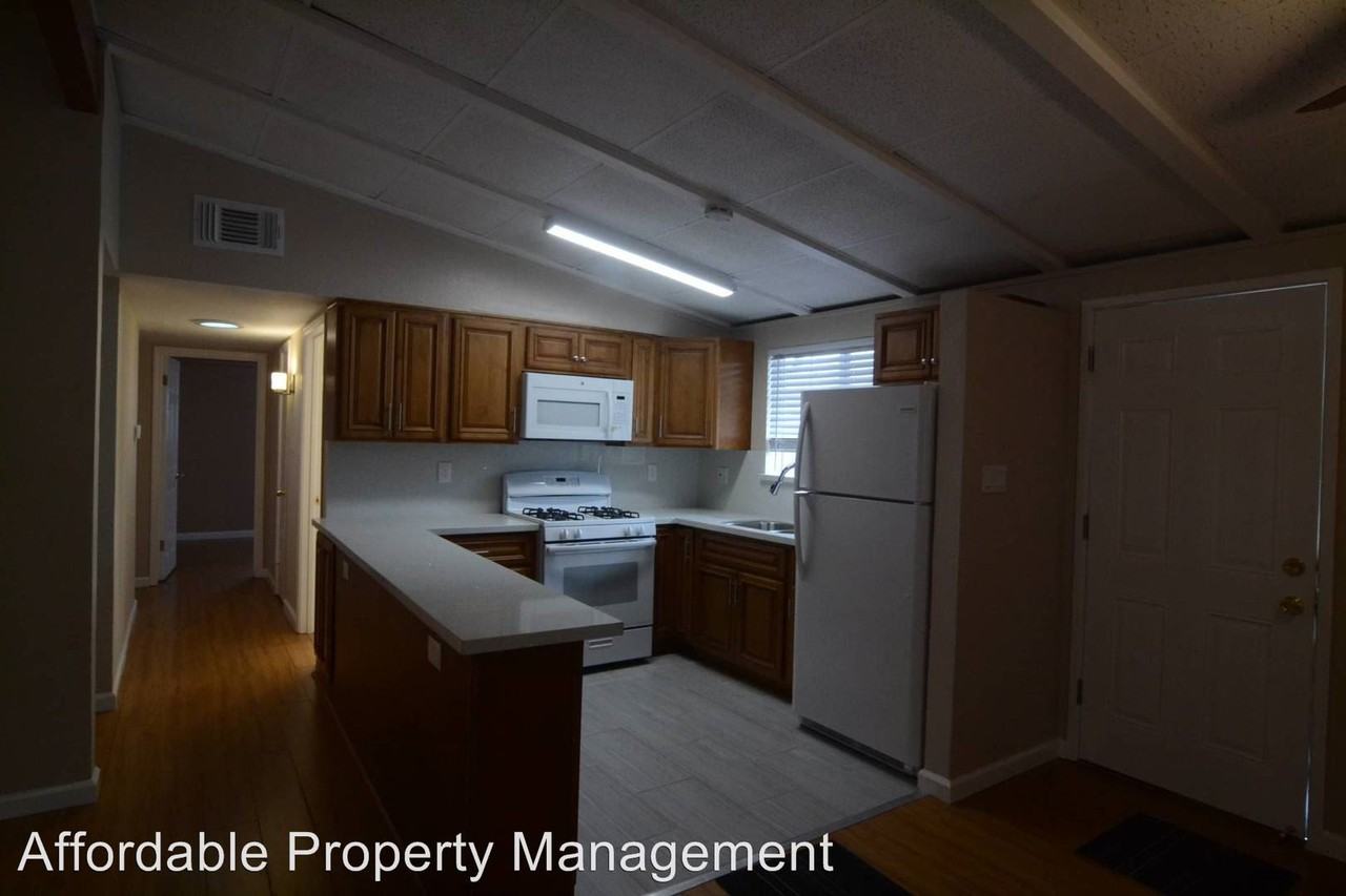 27696 Seminole Way - Photo 3 of 6